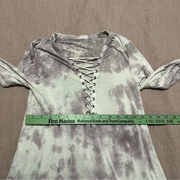 Y2K American Eagle Outfitters Gray Tie dye Lace front top long sleeve 2000s - Picture 5 of 6